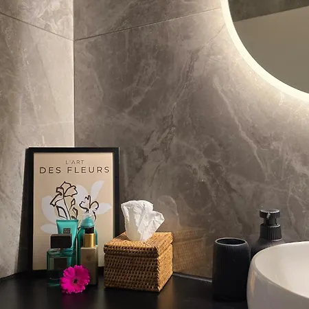 Am Waldrand Mit Einzelgarage, Nähe City, Messe&flughafen Apartment