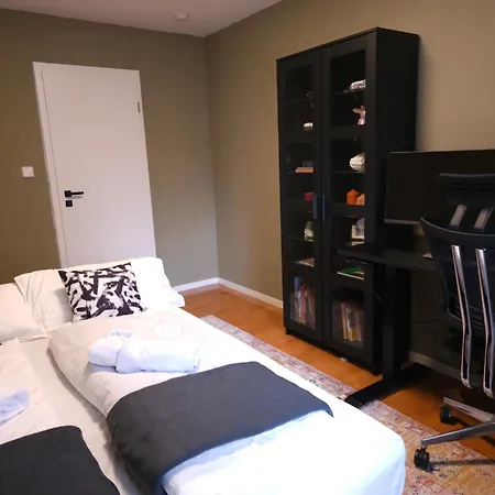 Am Waldrand Mit Einzelgarage, Nähe City, Messe&flughafen Apartment Leinfelden-Echterdingen